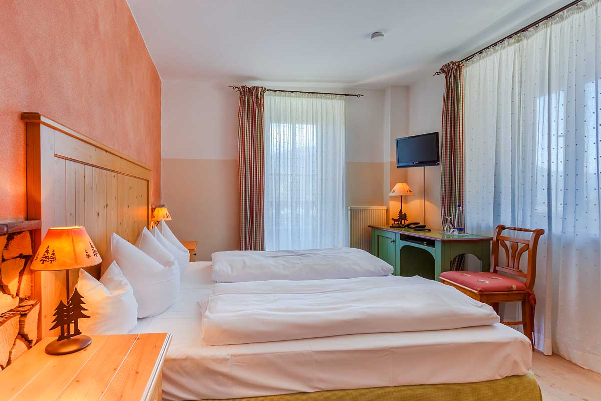 Landhotel und Berggasthof Panorama mit Restaurant Bella Vista - Foto: 